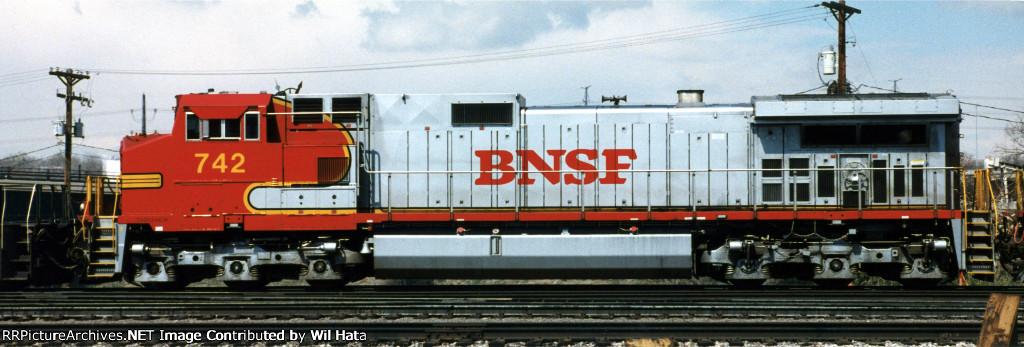 BNSF C44-9W 742